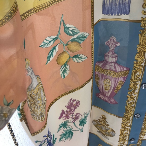 ❌SOLD OUT❌ Vintage 80s  Baroque Printed Shirt - Picture 4 of 5